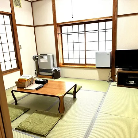 Nozawaonsen Guest House Miyazawa Exterior photo